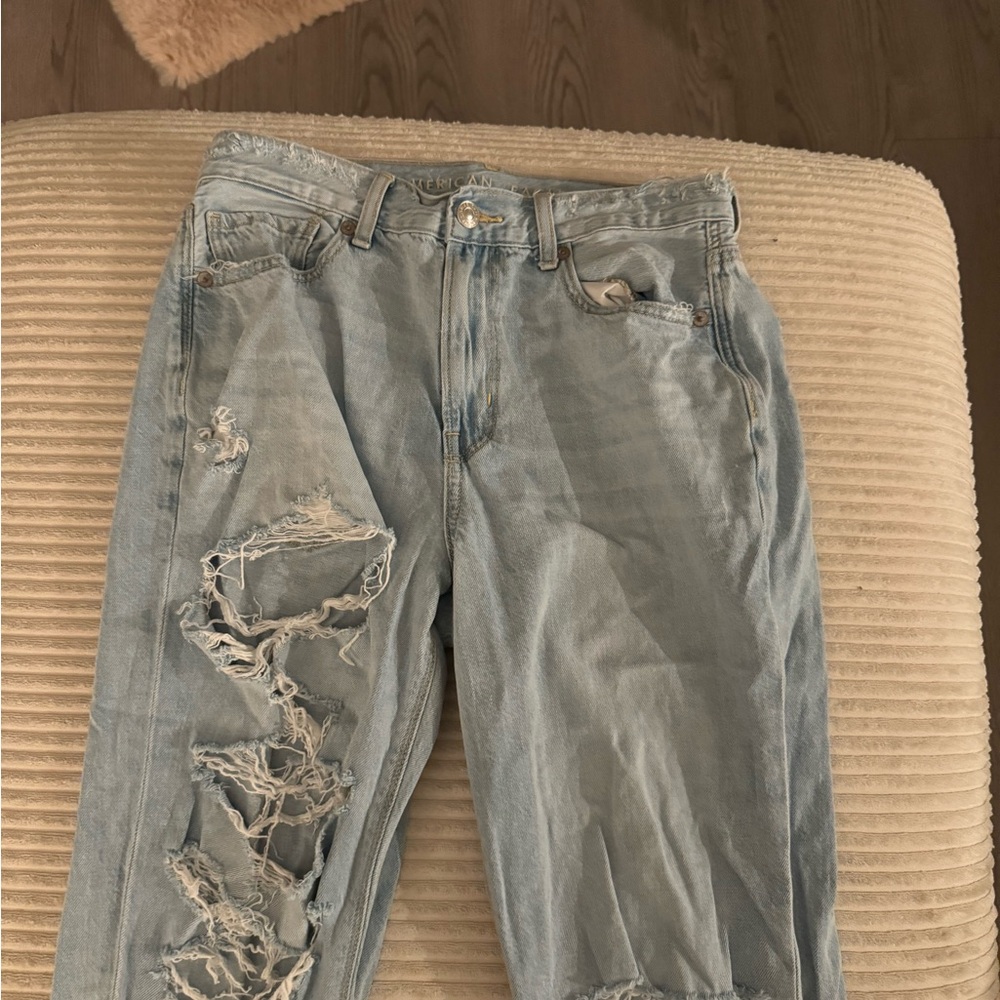 American Eagle Outfitters Light Blue Mom Straight Jeans